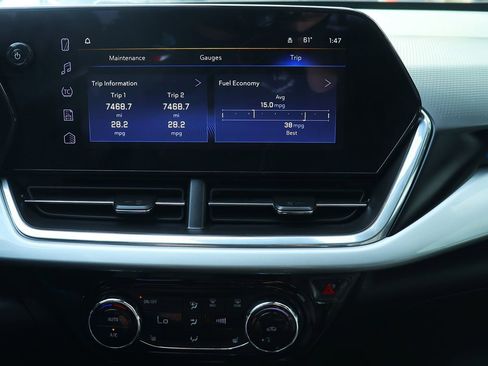 Used 2024 Chevrolet Trax LT w/ Driver Confidence Package image 49