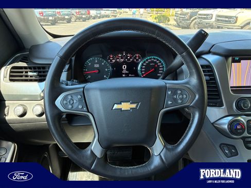 Used 2017 Chevrolet Tahoe LT w/ Luxury Package AWD/4WD image 9