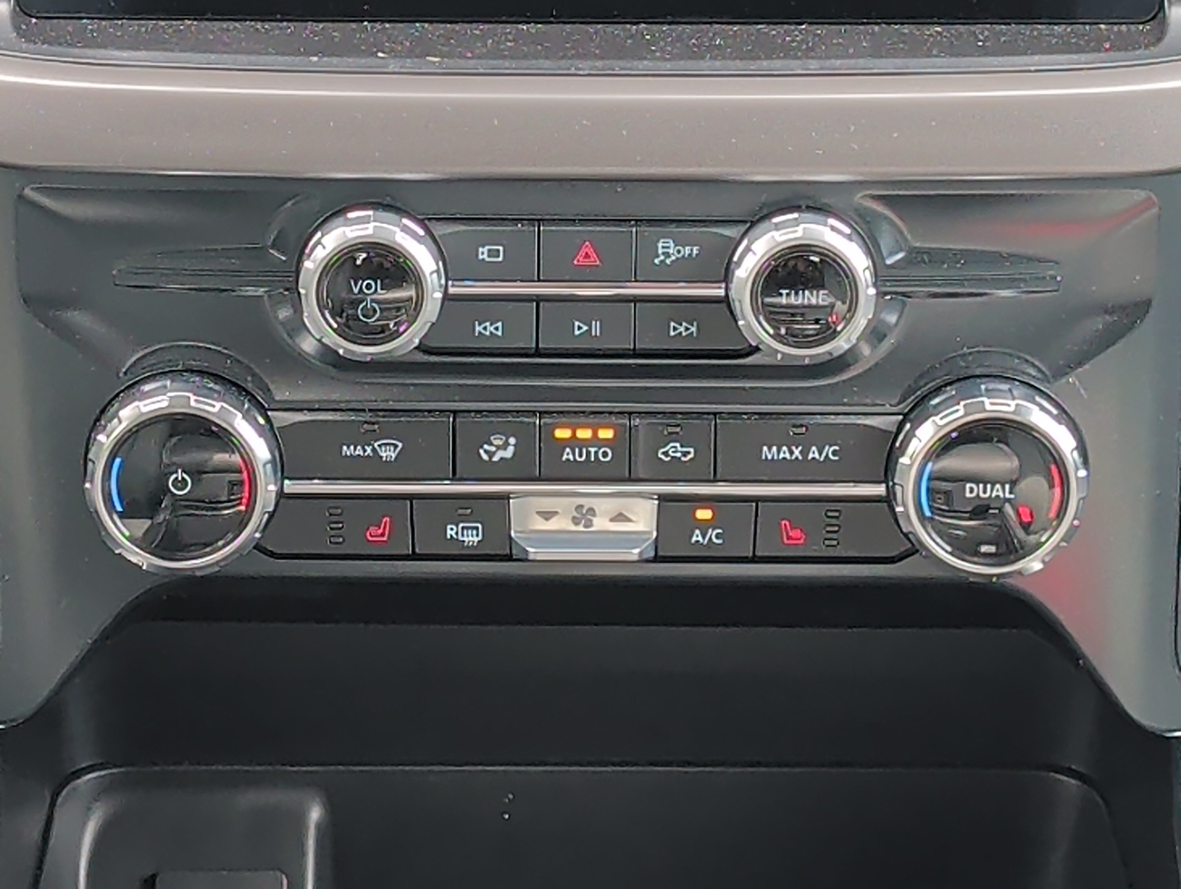 Used 2026 Ford F150 XLT w/ Equipment Group 302A MID AWD/4WD image 25