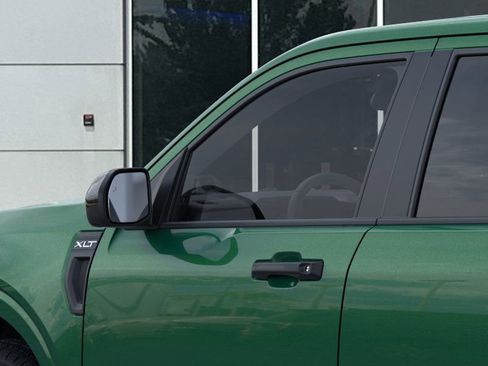 New 2025 Ford Maverick XLT w/ XLT Luxury Package image 21