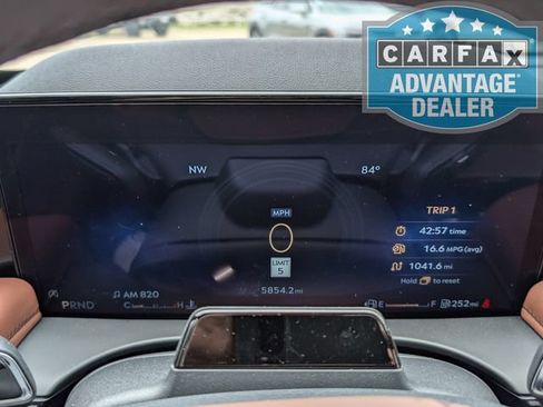 Used 2025 Lincoln Aviator Reserve AWD/4WD image 14