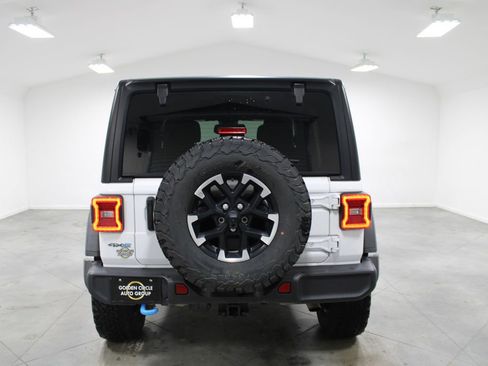 Used 2024 Jeep Wrangler Unlimited Rubicon 4xe AWD/4WD image 8