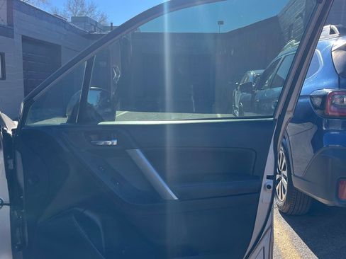 Used 2016 Subaru Forester 2.5i Limited image 11