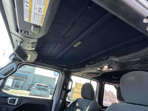 Used 2020 Jeep Wrangler Unlimited Sport AWD/4WD image 16