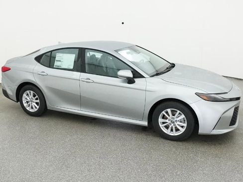 New 2026 Toyota Camry LE image 39