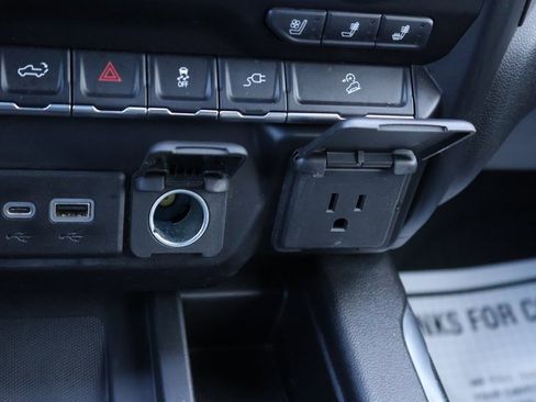 Used 2020 GMC Sierra 2500 AT4 w/ Technology Package image 31