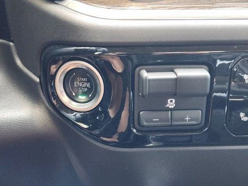 Used 2024 Chevrolet Silverado 1500 LT Trail Boss w/ Protection Package image 8