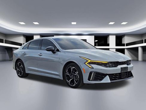 Certified 2025 Kia K5 GT-Line image 8