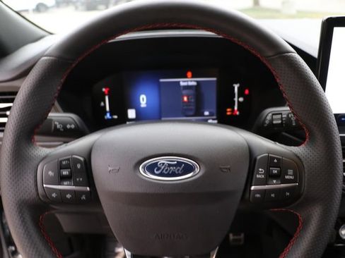 Used 2024 Ford Escape ST-Line w/ Tech Pack #1 FWD image 25