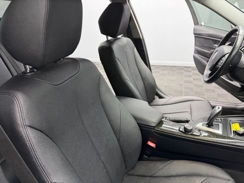 Used 2018 BMW 320i Sedan RWD image 51