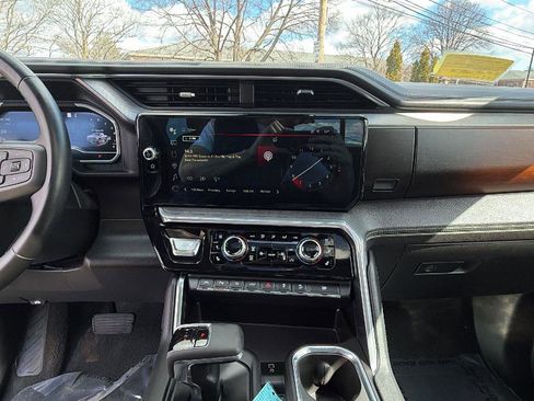 Used 2023 GMC Sierra 1500 Denali w/ Denali Reserve Package image 18