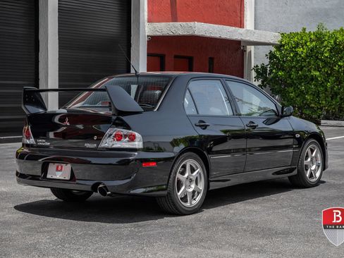 Used 2004 Mitsubishi Lancer Evolution AWD/4WD image 9