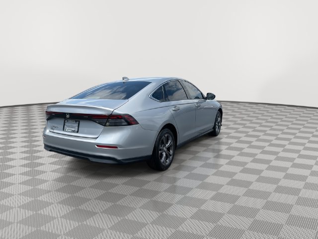 Used 2023 Honda Accord EX image 11