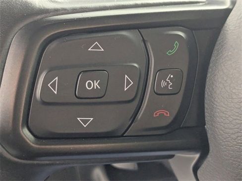 Used 2022 Jeep Wrangler Unlimited Sport image 12