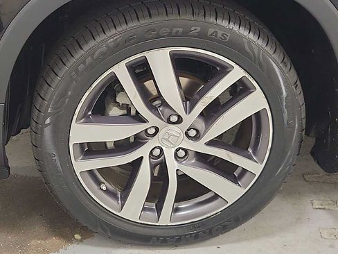 Used 2018 Honda Pilot Touring image 10