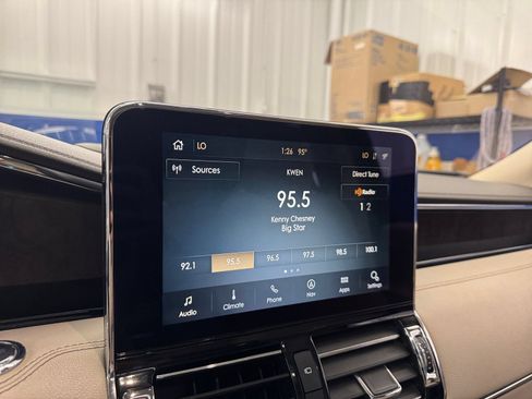 Used 2020 Lincoln Navigator Reserve w/ Equipment Group 208A Reserve AWD/4WD image 27
