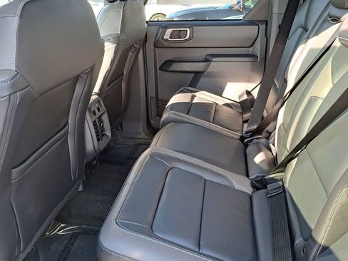 New 2025 Ford Bronco Outer Banks AWD/4WD image 13