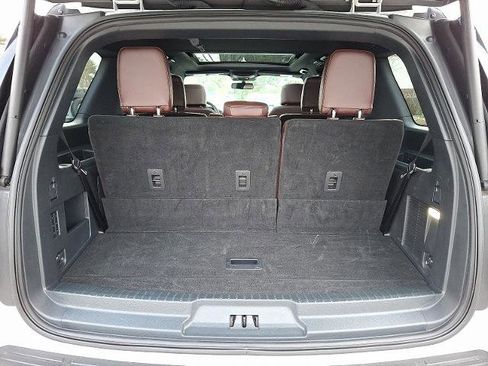Certified 2024 Ford Expedition Limited image 32
