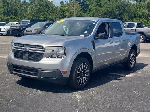 Certified 2024 Ford Maverick Lariat w/ 4K Tow Package AWD/4WD image 2