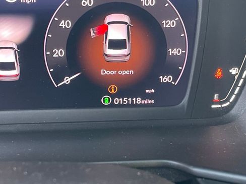 Used 2023 Honda Accord EX image 18