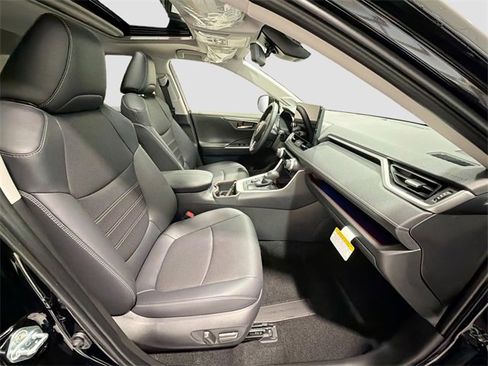 New 2025 Toyota RAV4 Limited image 22