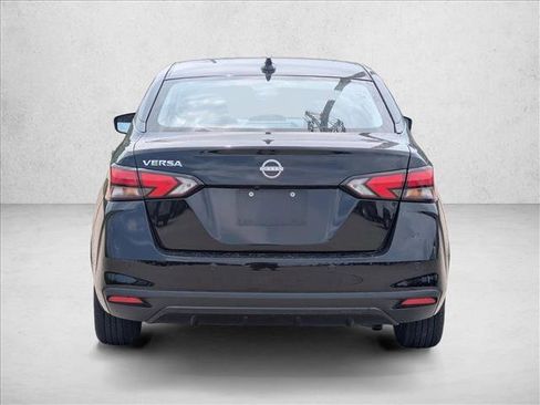 Used 2025 Nissan Versa SV FWD image 7