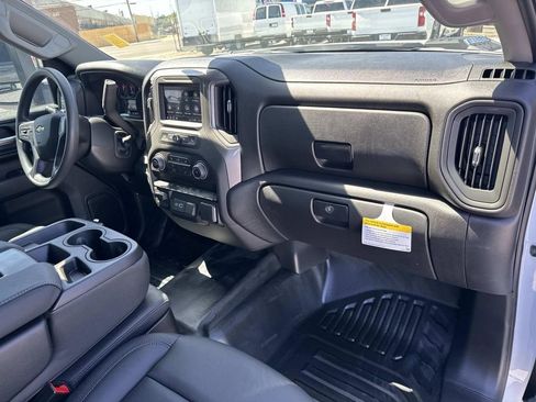 New 2026 Chevrolet Silverado 2500 W/T w/ WT Convenience Package image 12