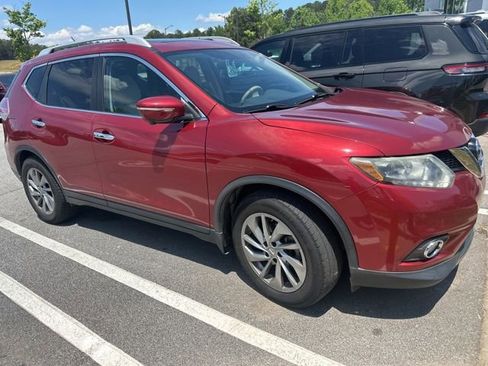 Used 2015 Nissan Rogue SL w/ SL Premium Package FWD image 4