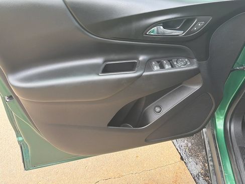 Certified 2018 Chevrolet Equinox LT FWD image 27
