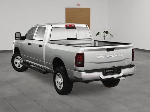 New 2025 RAM 2500 Tradesman AWD/4WD image 4