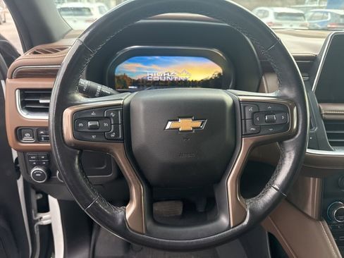 Used 2023 Chevrolet Tahoe High Country image 13