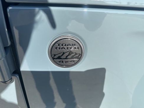 New 2025 Jeep Gladiator Willys image 14