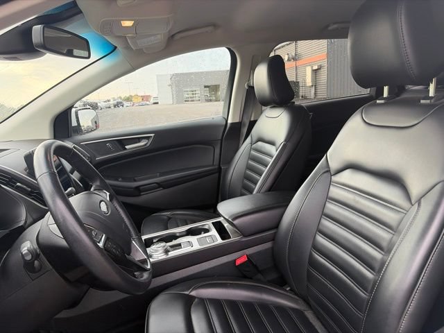 Used 2024 Ford Edge SEL AWD/4WD image 5