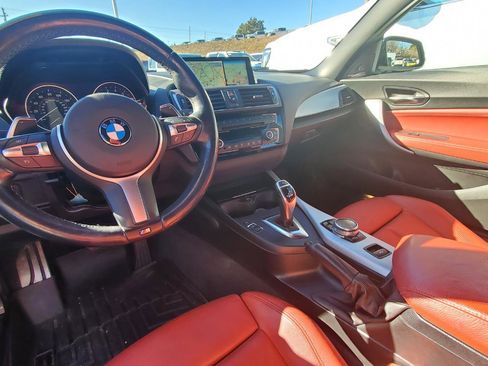 Used 2015 BMW M235i Convertible image 7
