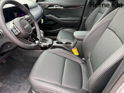 New 2026 Kia Seltos EX image 17