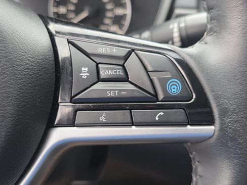 Used 2023 Nissan Altima 2.5 SV w/ SV Premium Package FWD image 24