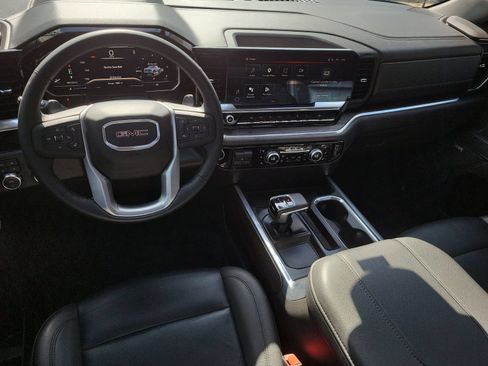 Used 2024 GMC Sierra 1500 SLT AWD/4WD image 20