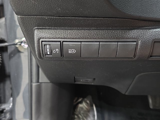 Used 2023 Toyota Corolla LE FWD image 23