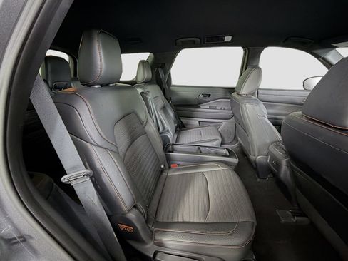 Used 2023 Nissan Pathfinder Rock Creek AWD/4WD image 29