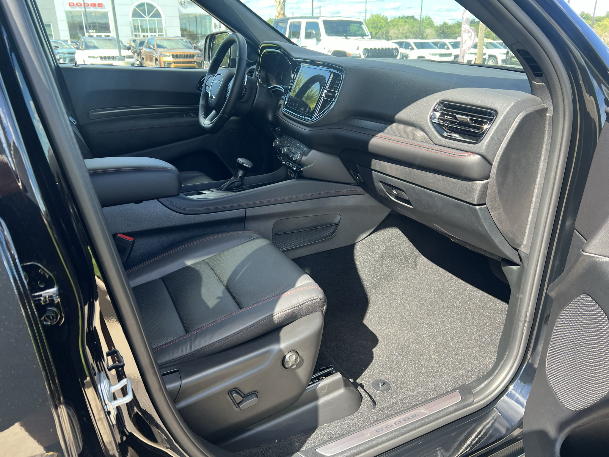 New 2027 Dodge Durango R/T w/ Blacktop Package AWD/4WD image 16
