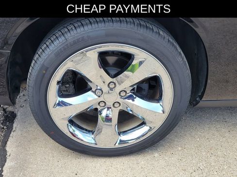 Used 2014 Dodge Challenger R/T RWD image 6