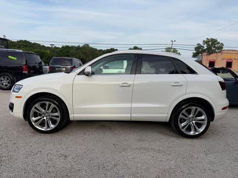 Used 2015 Audi Q3 2.0T Prestige w/ Prestige Package AWD/4WD image 2