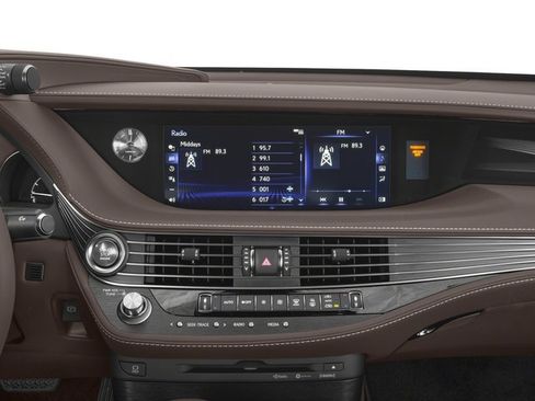 Used 2018 Lexus LS 500 AWD w/ Interior Upgrade Package image 4