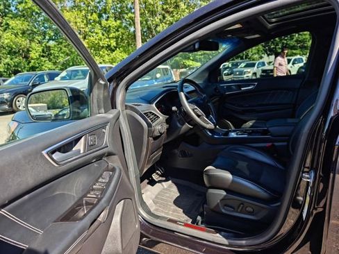Used 2020 Ford Edge ST w/ Cold Weather Package AWD/4WD image 11