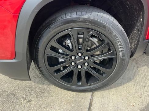 Used 2023 GMC Acadia SLT w/ Elevation Edition FWD image 31