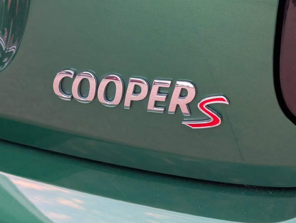 Used 2021 MINI Cooper S w/ Premium Package FWD image 30