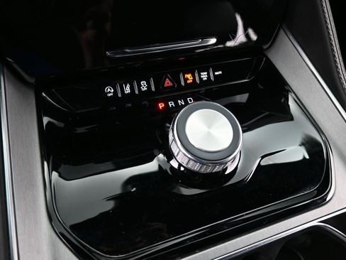 Used 2023 Jeep Wagoneer Series II image 30