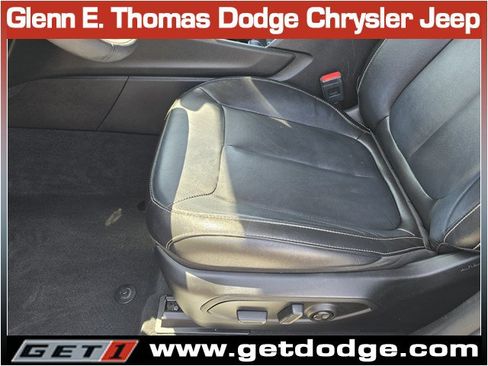 Used 2023 Jeep Grand Cherokee Limited w/ Black Appearance Package RWD image 25
