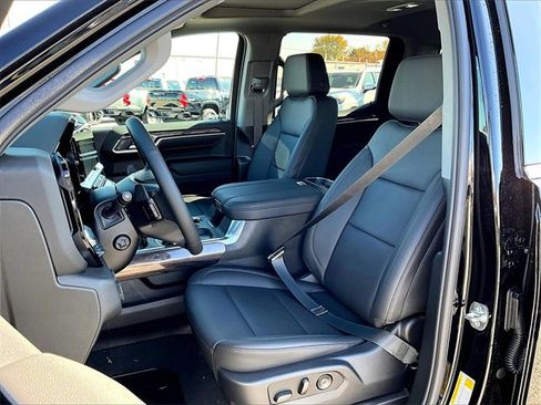 New 2025 Chevrolet Silverado 1500 LTZ w/ LTZ Premium Package image 9