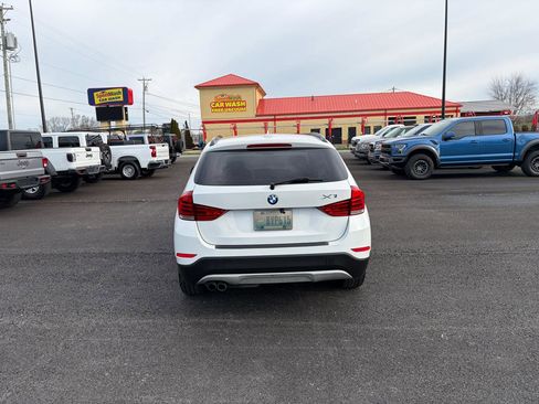 Used 2015 BMW X1 sDrive28i image 4